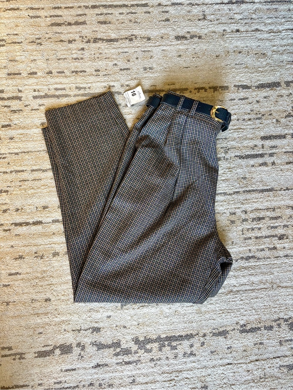 NWT Vintage Worthington Pleated, Belted, Plaid Navy, Green & Tan Trousers - Picture 2 of 8